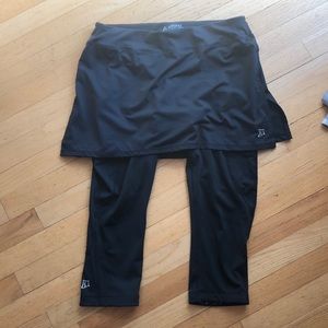 SkirtSports Capri w/Skirt